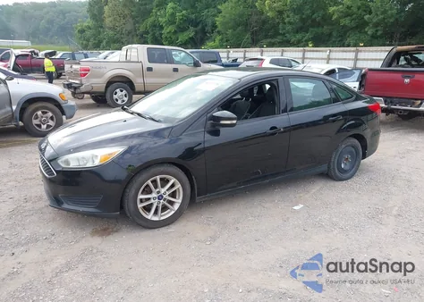 2017 Ford Focus Se z USA, uszkodzony, nr VIN 1FADP3F24HL217039